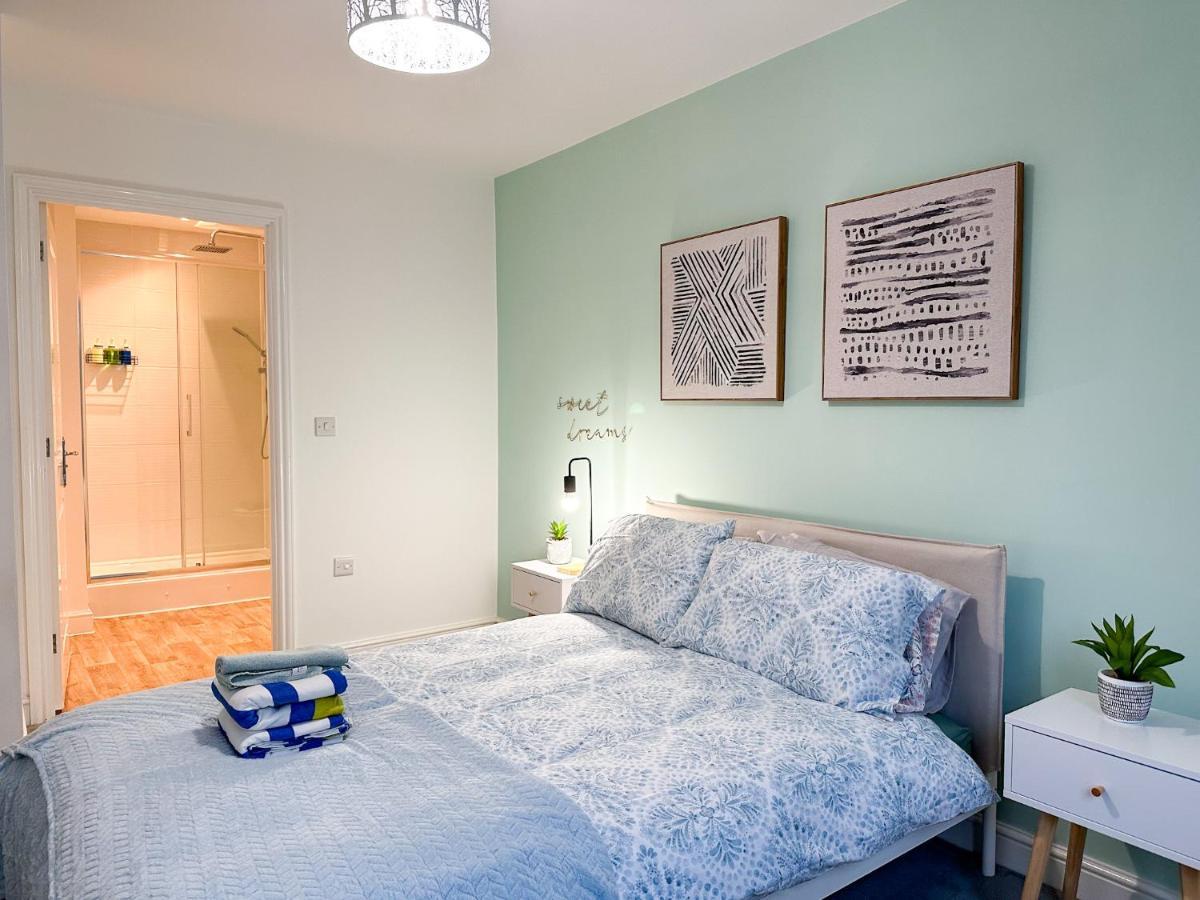 Luxury 2 Bedroom City Centre Apartment - Secure Parking - Amazing Location! Кэнтербари Экстерьер фото
